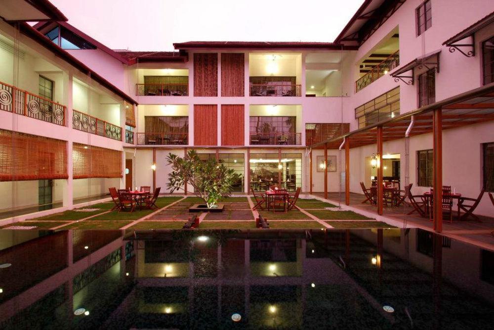 Hotel Eighth Bastion - CGH Earth Kochi Exterior foto