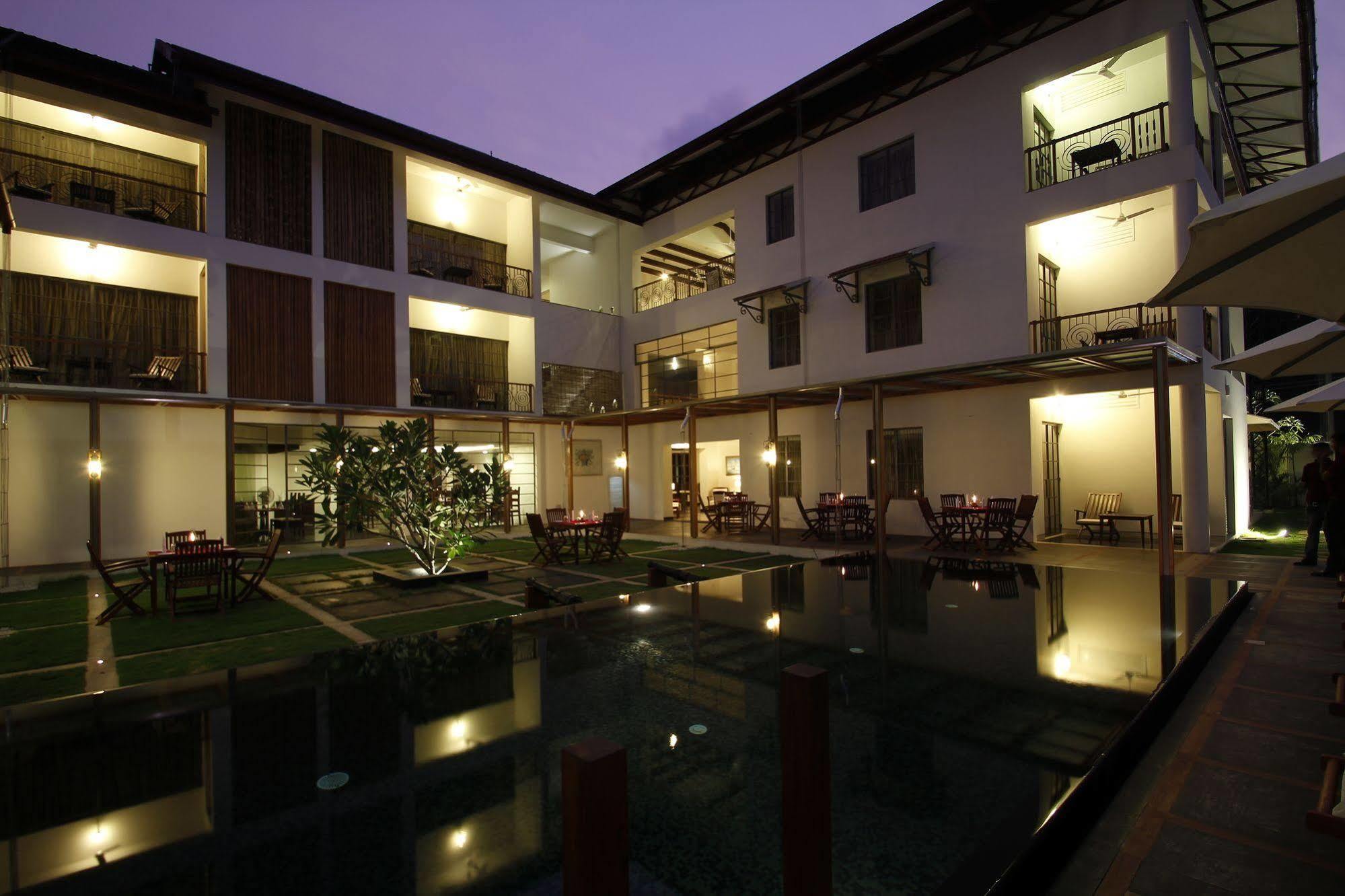 Hotel Eighth Bastion - CGH Earth Kochi Exterior foto