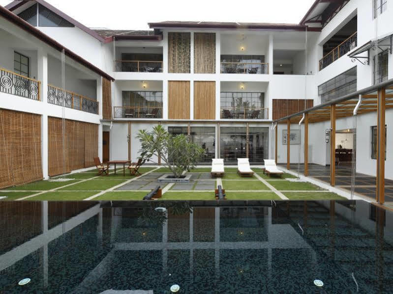Hotel Eighth Bastion - CGH Earth Kochi Exterior foto